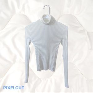 (SOLD) Bershka top in Ecru